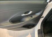 Hyundai i30 13