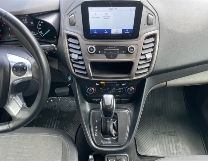 Ford Tourneo Connect 10