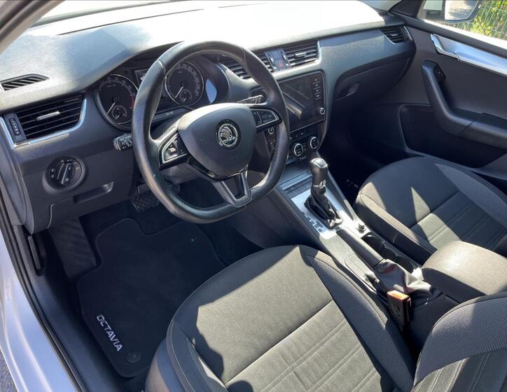 Škoda Octavia 9