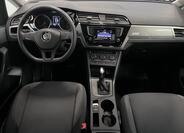 Volkswagen Touran 5