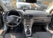Toyota Avensis 9