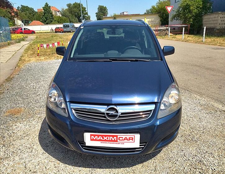 Opel Zafira 1