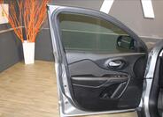 Jeep Cherokee 11