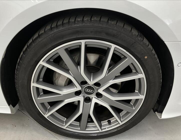 Audi A6 32