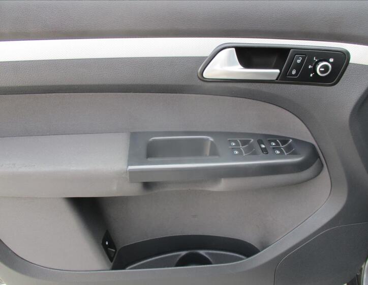 Volkswagen Touran 21