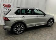 Volkswagen Tiguan 9