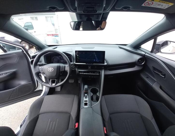 Toyota C-HR 12