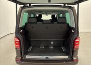 Volkswagen Multivan 29