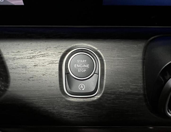 Mercedes-Benz Třídy V 26