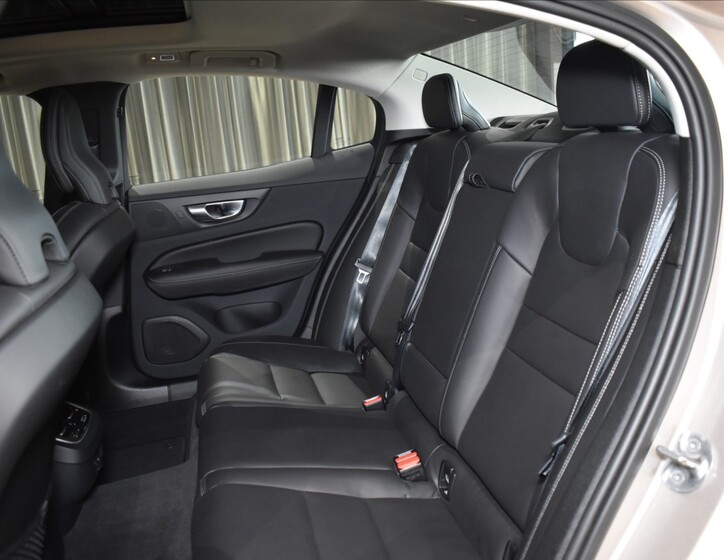 Volvo S60 9