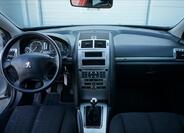 Peugeot 407 8