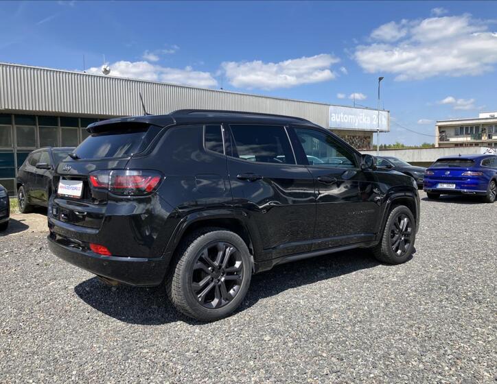 Jeep Compass 7