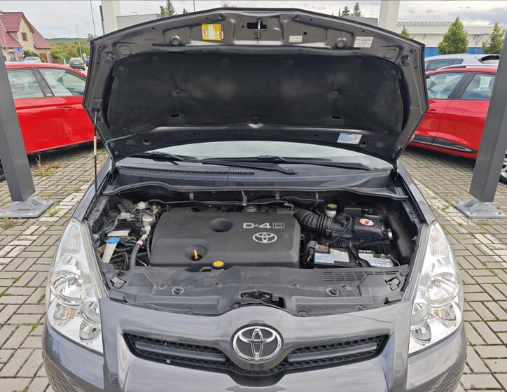 Toyota Corolla Verso 21