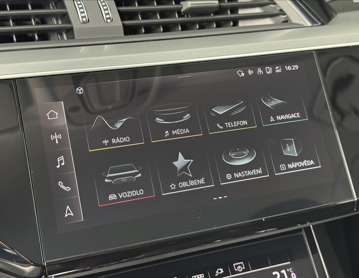 Audi e-tron 31