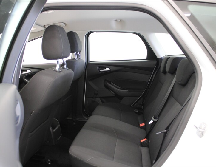 Ford Focus 7