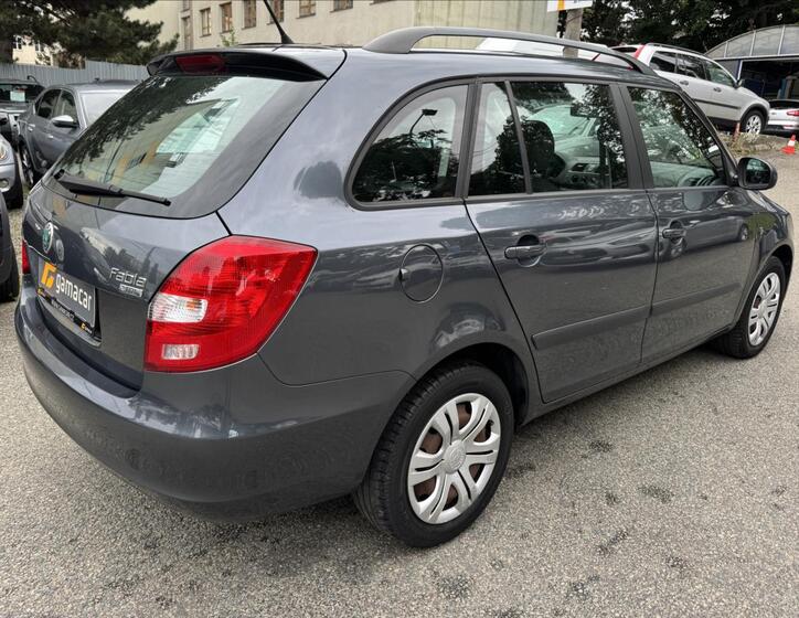 Škoda Fabia 12
