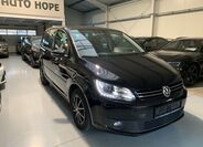 Volkswagen Touran 1