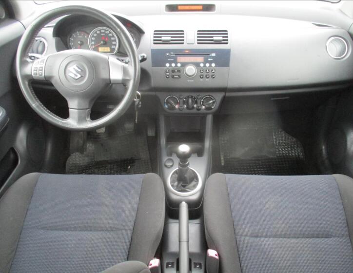 Suzuki Swift 22