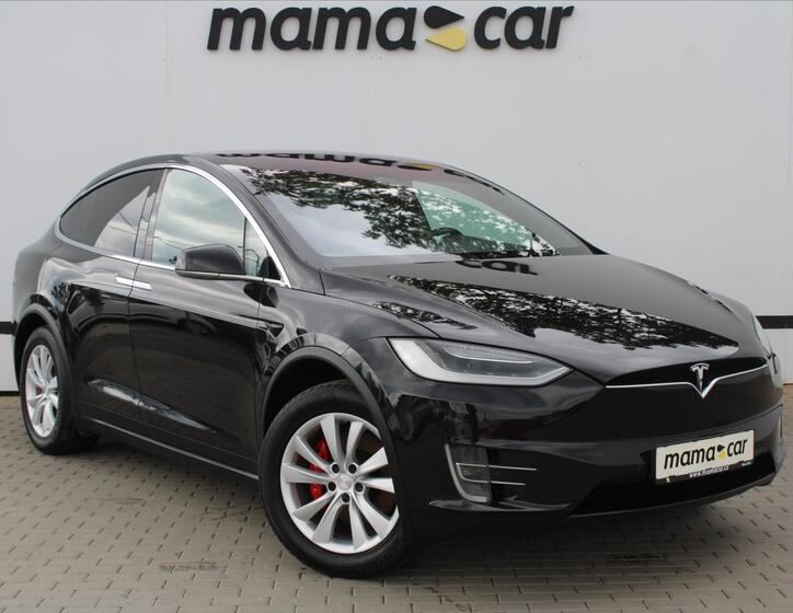 Tesla Model X 1
