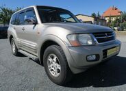 Mitsubishi Pajero 1