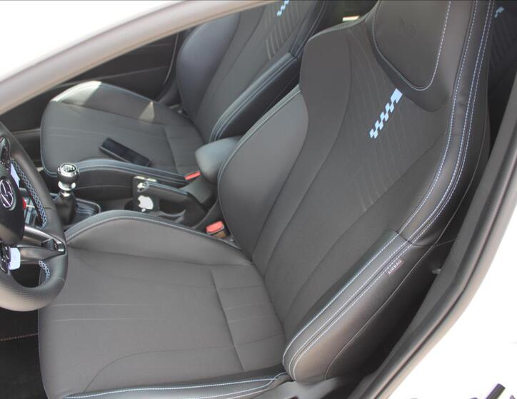 Hyundai i20 34