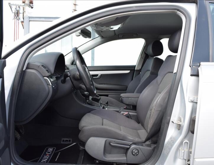 Audi A4 15