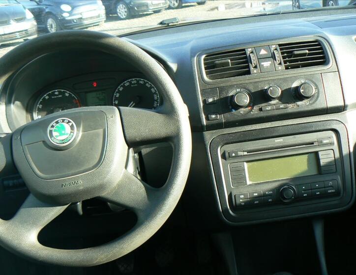 Škoda Fabia 10