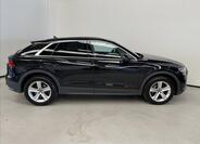Audi Q8 3