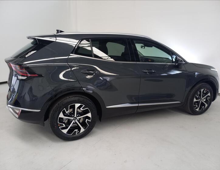 KIA Sportage 4