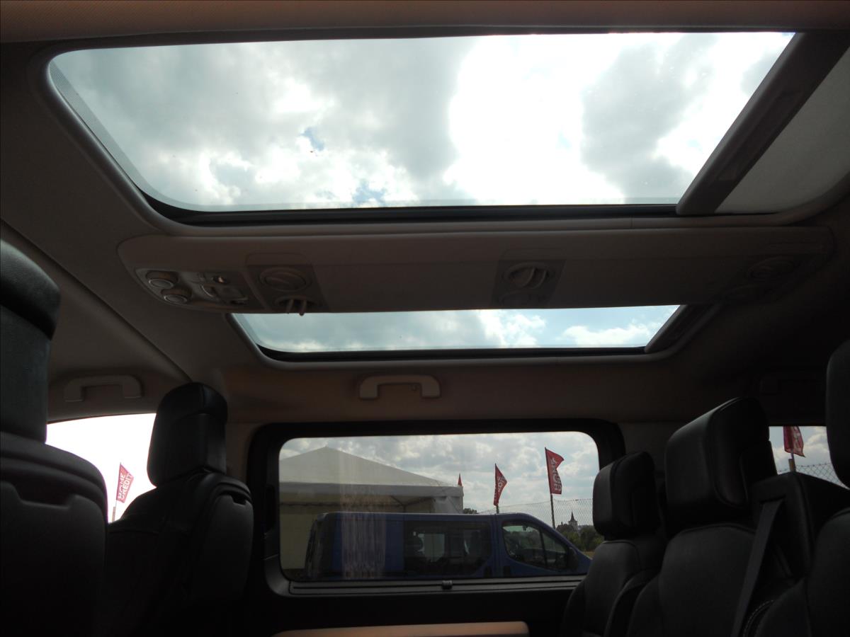 Peugeot Traveller