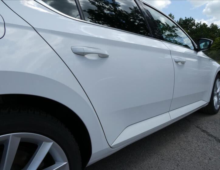 Škoda Superb 13