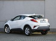 Toyota C-HR 7