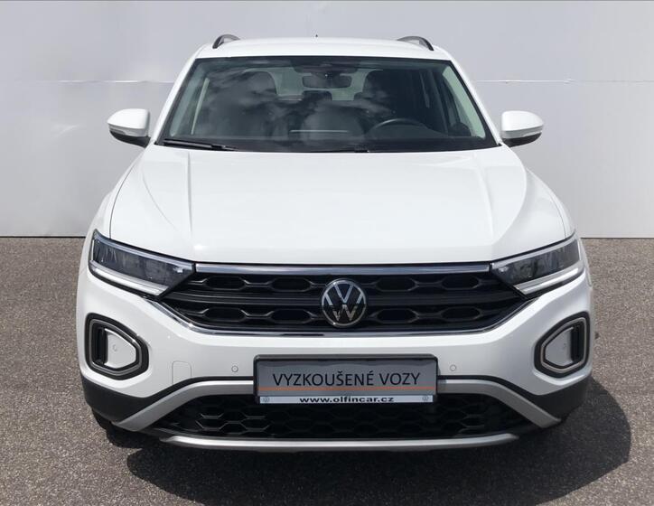 Volkswagen T-Roc 4