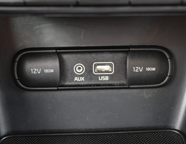 KIA Sportage 23