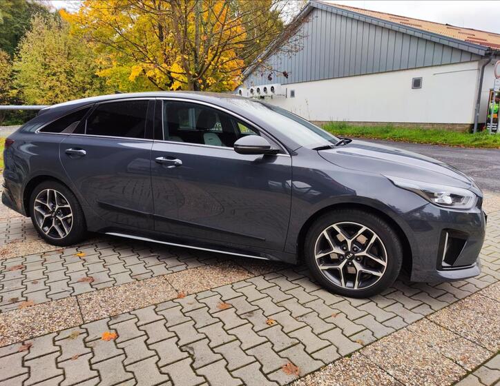 KIA ProCeed 7