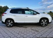 Peugeot 2008 11