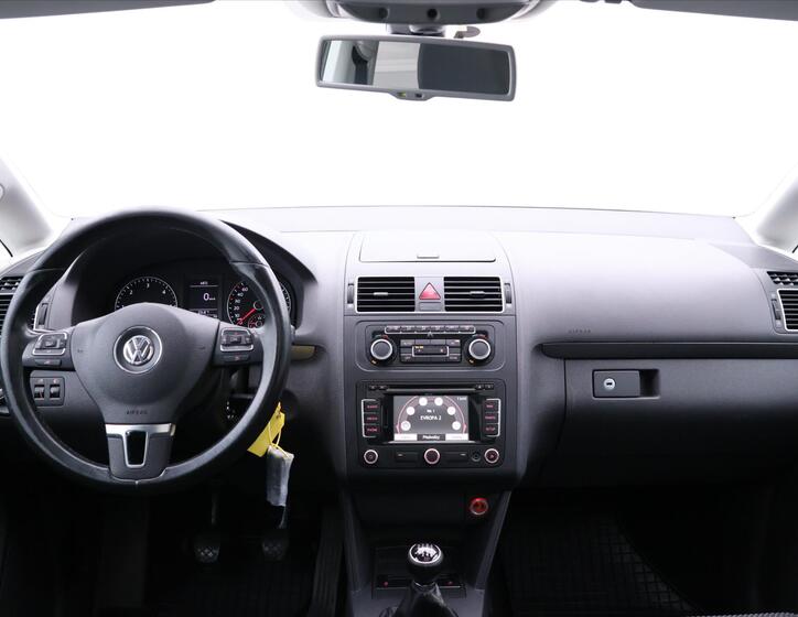 Volkswagen Touran 24