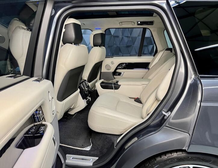 Land Rover Range Rover 12