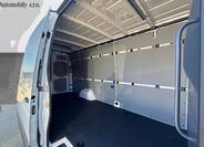 Mercedes-Benz Sprinter 15