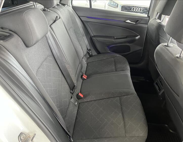 Volkswagen Golf 18