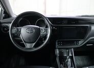 Toyota Auris 15