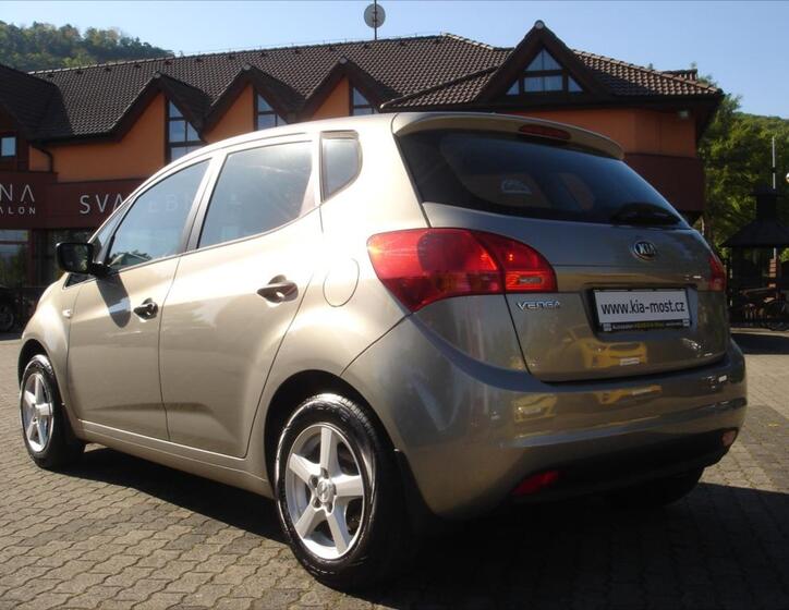 KIA Venga 6