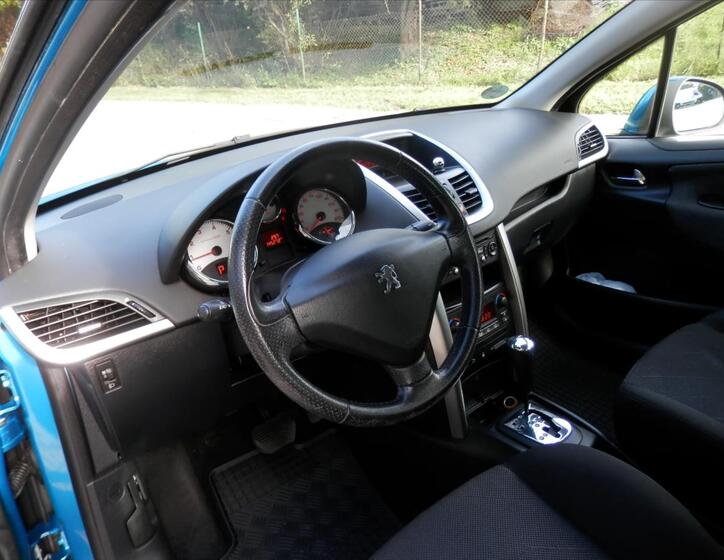 Peugeot 207 12