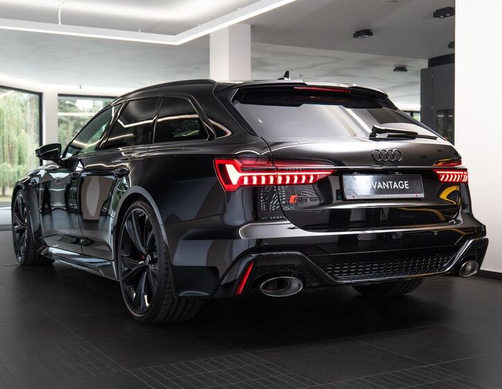 Audi RS6 4