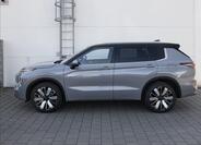 Mitsubishi Outlander 6