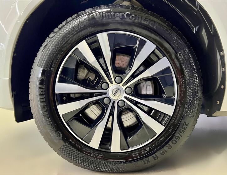 Volvo XC60 9