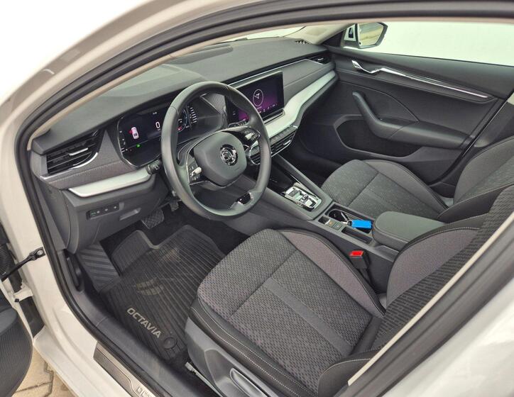 Škoda Octavia 10