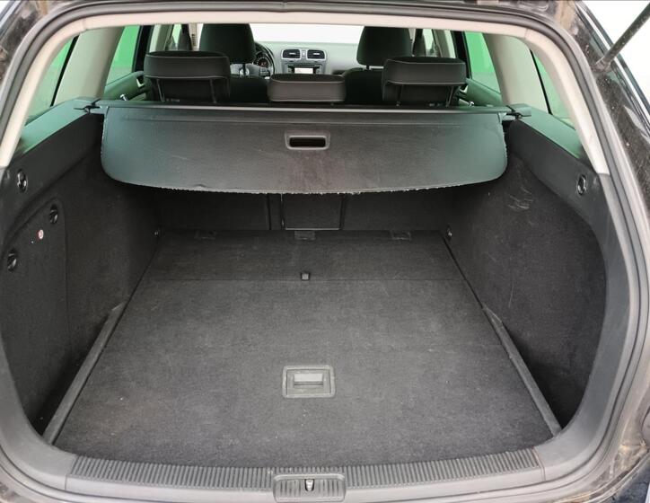 Volkswagen Golf 31