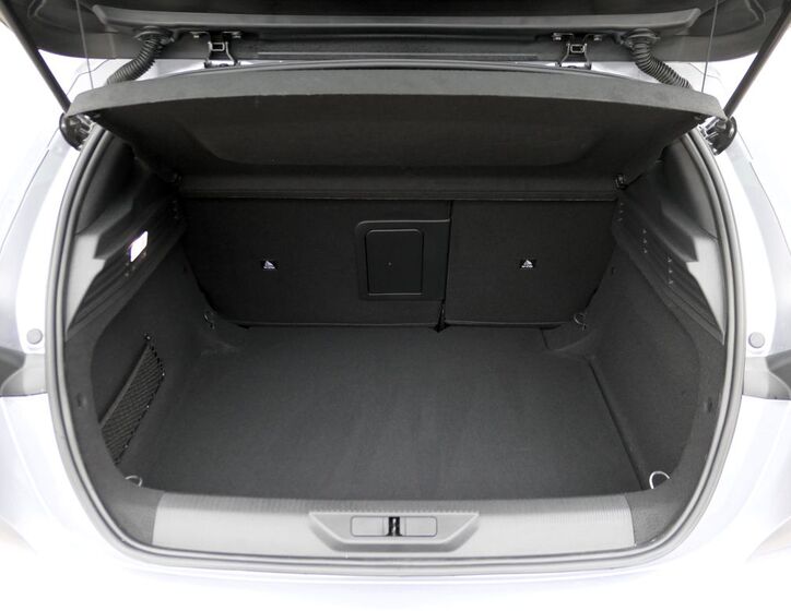 Peugeot 308 5