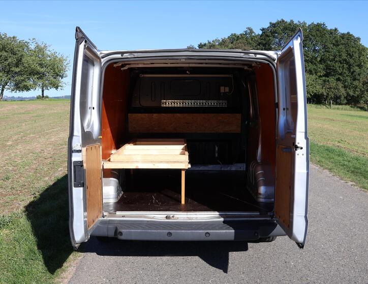 Ford Transit 9